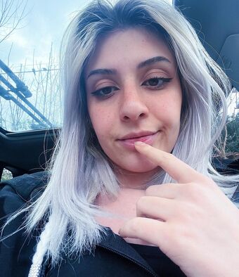 Rem Sakmar Nude Leaks OnlyFans Photo 10