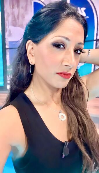 Reshmin Chowdhury Nude Leaks OnlyFans Photo 30