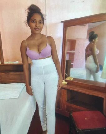 Reya Ghosh Nude Leaks OnlyFans Photo 100