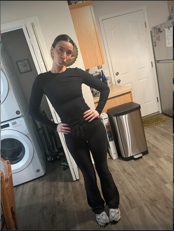 Rosiegirl99 Nude Leaks OnlyFans Photo 3