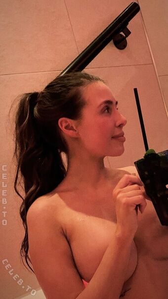 Sabrina Bellani Nude Leaks OnlyFans Photo 40