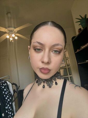 Saraghvnem Nude Leaks OnlyFans Photo 3