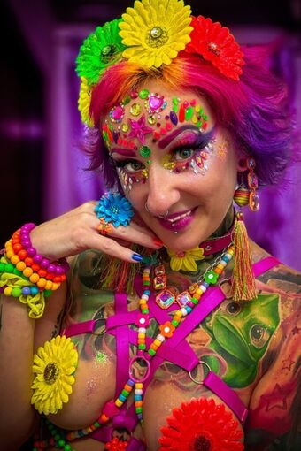 Sarah Sparklz Nude Leaks OnlyFans Photo 2