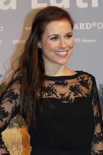 Sarah Tkotsch Nude Leaks OnlyFans Photo 21