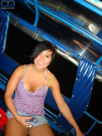 Sarah Tkotsch Nude Leaks OnlyFans Photo 18