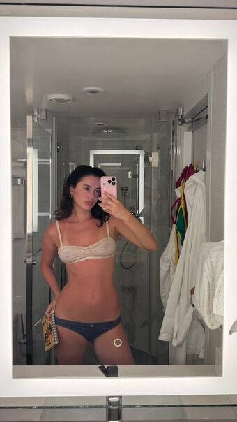 Sierra Brave Nude Leaks OnlyFans Photo 38