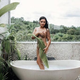 Sisca Melyana Nude Leaks OnlyFans Photo 9