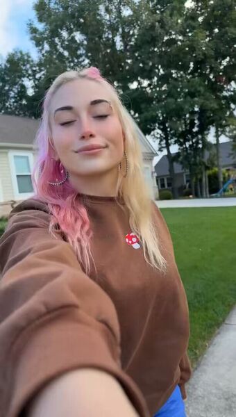 sultry_mushroom Nude Leaks OnlyFans Photo 12