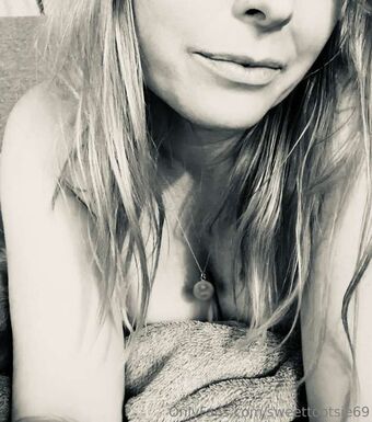 Sweet Tootsie Nude Leaks OnlyFans Photo 19