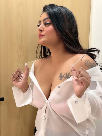 Twinkle Kapoor Nude Leaks OnlyFans Photo 26