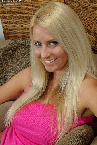 Undress Temptress Nude Leaks OnlyFans Photo 11