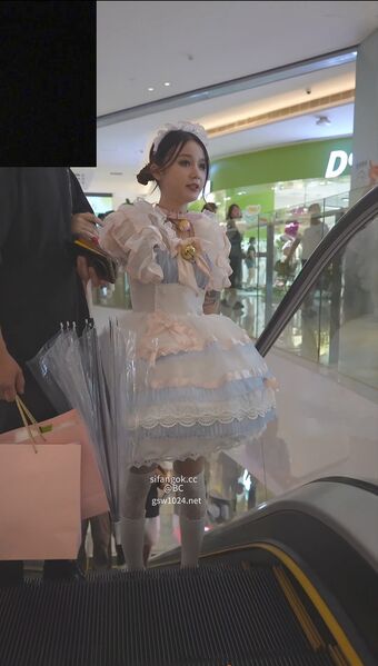 Voyeur Asian Pissing Toilet &Amp; Upskirts Only Nude Leaks OnlyFans Photo 36