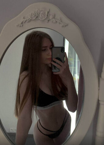 yulayuliana Nude Leaks OnlyFans Photo 7