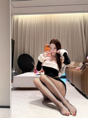 1Arissa_ Larissa Nude Leaks OnlyFans Photo 17