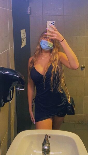 _alinafernandez Nude Leaks OnlyFans Photo 36