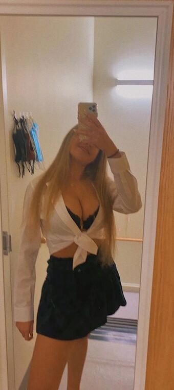 _alinafernandez Nude Leaks OnlyFans Photo 35