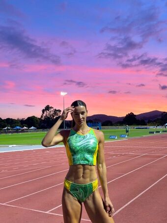 Alanah Yukich Nude Leaks OnlyFans Photo 53