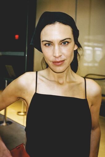 Alexa Chung Nude Leaks OnlyFans Photo 72