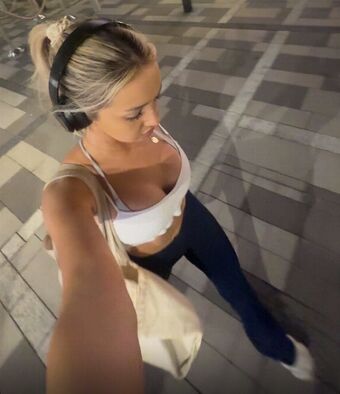 Amanda Kabdebo Nude Leaks OnlyFans Photo 21