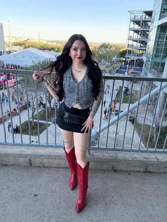 Amaris Blair Nude Leaks OnlyFans Photo 47