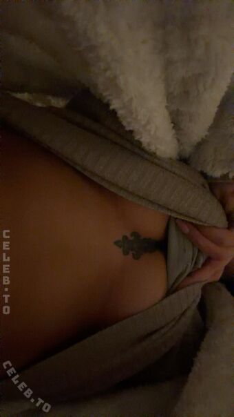 Amelia Amore Nude Leaks OnlyFans Photo 9