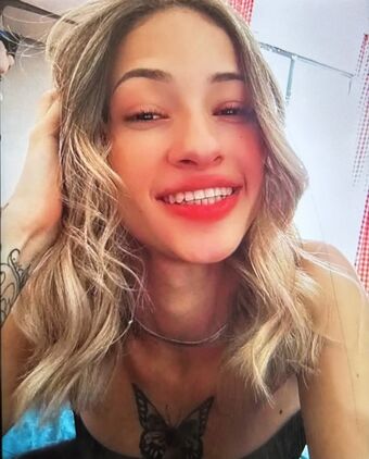 Amiga Marmitinha Nude Leaks OnlyFans Photo 188