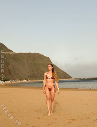 anavasilicaa Nude Leaks OnlyFans Photo 11