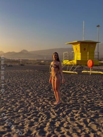 anavasilicaa Nude Leaks OnlyFans Photo 6