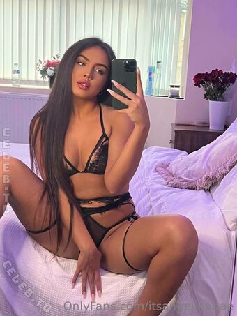 itsangelinabae Nude Leaks OnlyFans Photo 1