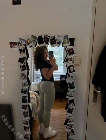 annikaa.mg Nude Leaks OnlyFans Photo 8