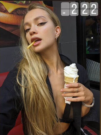 Aᴛᴀɴᴀꜱᴏᴠᴀ Lᴇʀᴀ Nude Leaks OnlyFans Photo 3