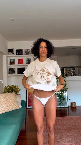 Bela Gil Nude Leaks OnlyFans Photo 45