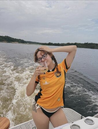 Cella Bartholo Nude Leaks OnlyFans Photo 1