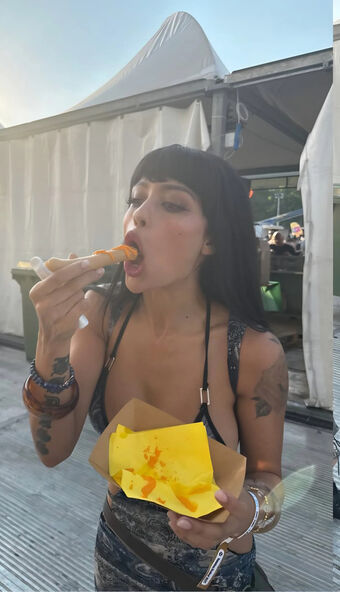 Christina-bertevello Nude Leaks OnlyFans Photo 191