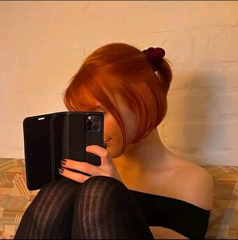 damn_gretchen_ Nude Leaks OnlyFans Photo 1