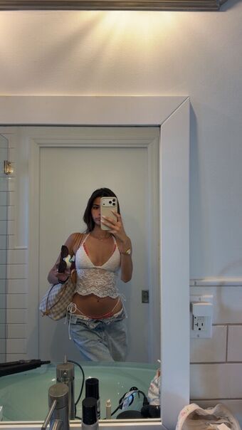 Darla Claire Nude Leaks OnlyFans Photo 8