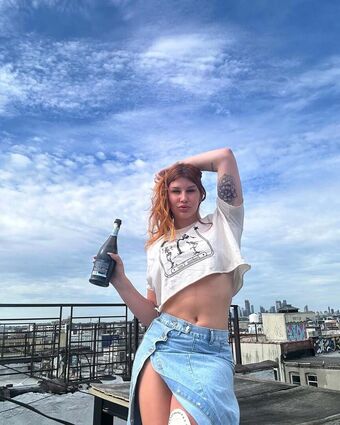 dehlani Nude Leaks OnlyFans Photo 15