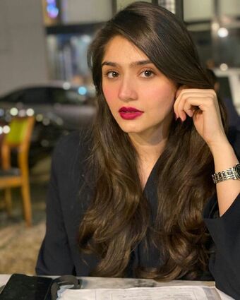Dur E Fishan Saleem Nude Leaks OnlyFans Photo 4