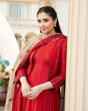 Dur E Fishan Saleem Nude Leaks OnlyFans Photo 5