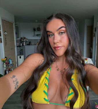 Emma Collins Nude Leaks OnlyFans Photo 12