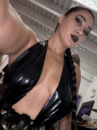 Enchantress Sahrye Nude Leaks OnlyFans Photo 55