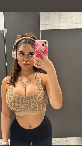 Erika M Diaz Nude Leaks OnlyFans Photo 37