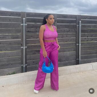 Famous_kiki1 Nude Leaks OnlyFans Photo 4