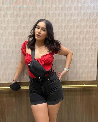 Farohreacts Nude Leaks OnlyFans Photo 1