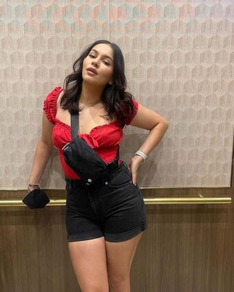 Farohreacts Nude Leaks OnlyFans Photo 3