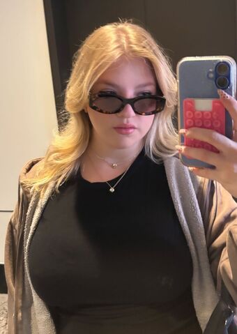 Francesca Scorsese Nude Leaks OnlyFans Photo 23