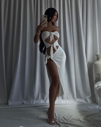 gold.gypsy Nude Leaks OnlyFans Photo 60