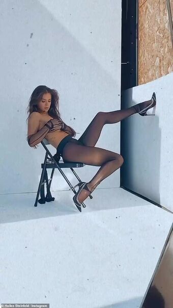 haileesteinfeld Nude Leaks OnlyFans Photo 11