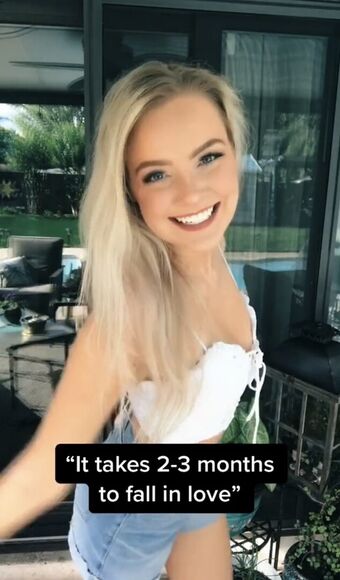 Hailey Malles Nude Leaks OnlyFans Photo 37