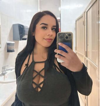 Hilda Magallan Nude Leaks OnlyFans Photo 15